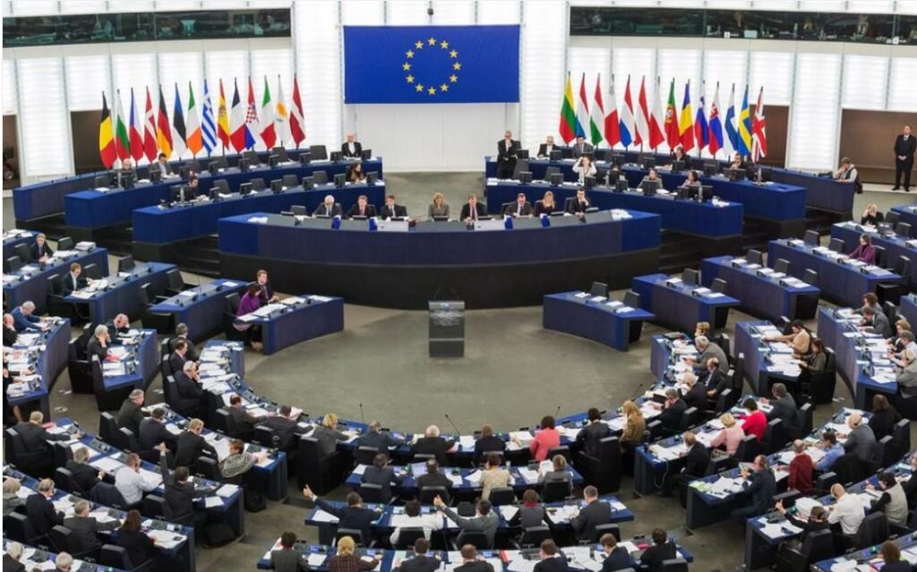 Parlamentul European i-a ridicat imunitatea eurodeputatei Eva Kaili într-un dosar de fraudă 1 Parlamentul European i-a ridicat imunitatea eurodeputatei Eva Kaili într-un dosar de fraudă
