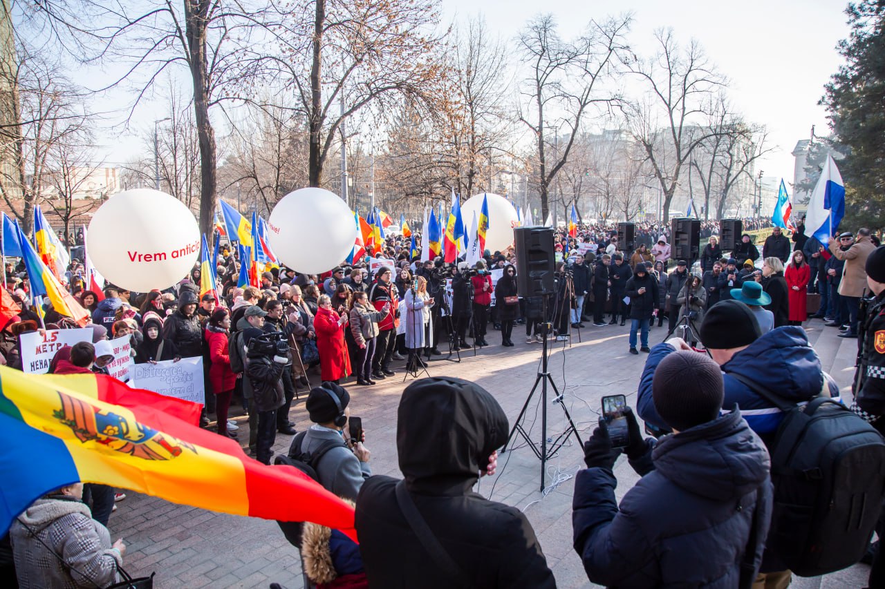FOTO// Partidul ”Renaștere” susține că peste 10 000 de cetățeni au participat la mitingul ”Împreună împotriva PAS”