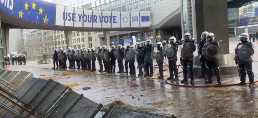 protestele violente ale fermierilor 1