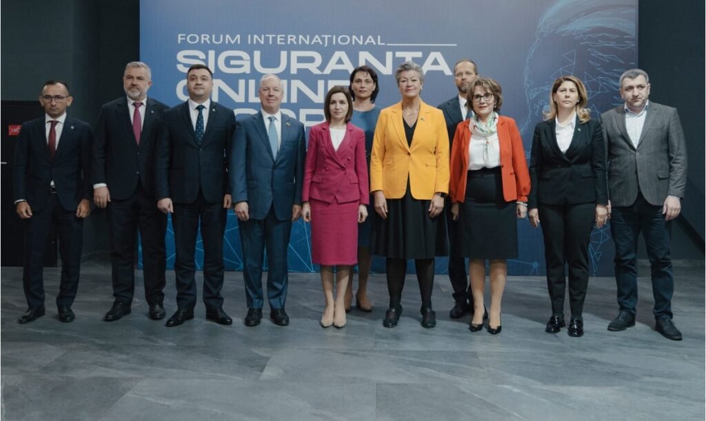 Start Forumul Internațional ”Siguranța Online a Copiilor” la Chișinău: Uniți în efortul globale pentru protecția copiilor în mediul digital 4 Start Forumul Internațional ”Siguranța Online a Copiilor” la Chișinău: Uniți în efortul globale pentru protecția copiilor în mediul digital