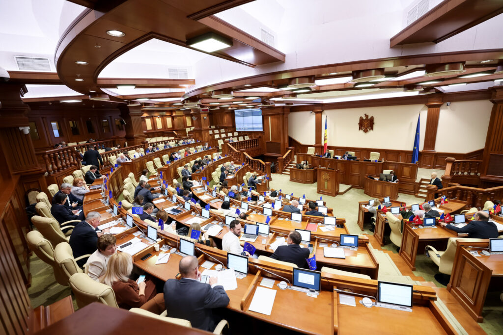 spatii si bunuri in comodat