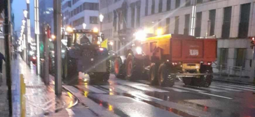 tractoarele pe strazile din bruxelles