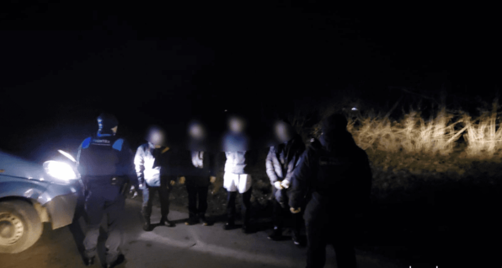ucraineni surprinsi in timp ce traversau ilegal