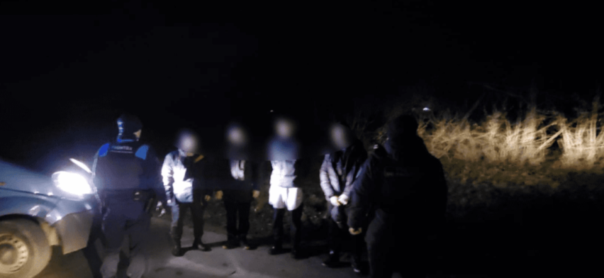 ucraineni surprinsi in timp ce traversau ilegal