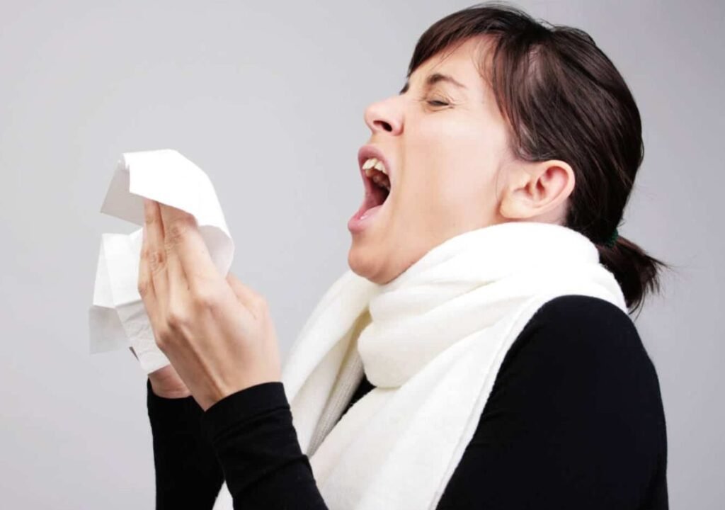 Vrei să strănuți și te abții? Evitarea poate provoca diverse infecții sau chiar leziuni interne 1 Vrei să strănuți și te abții? Evitarea poate provoca diverse infecții sau chiar leziuni interne