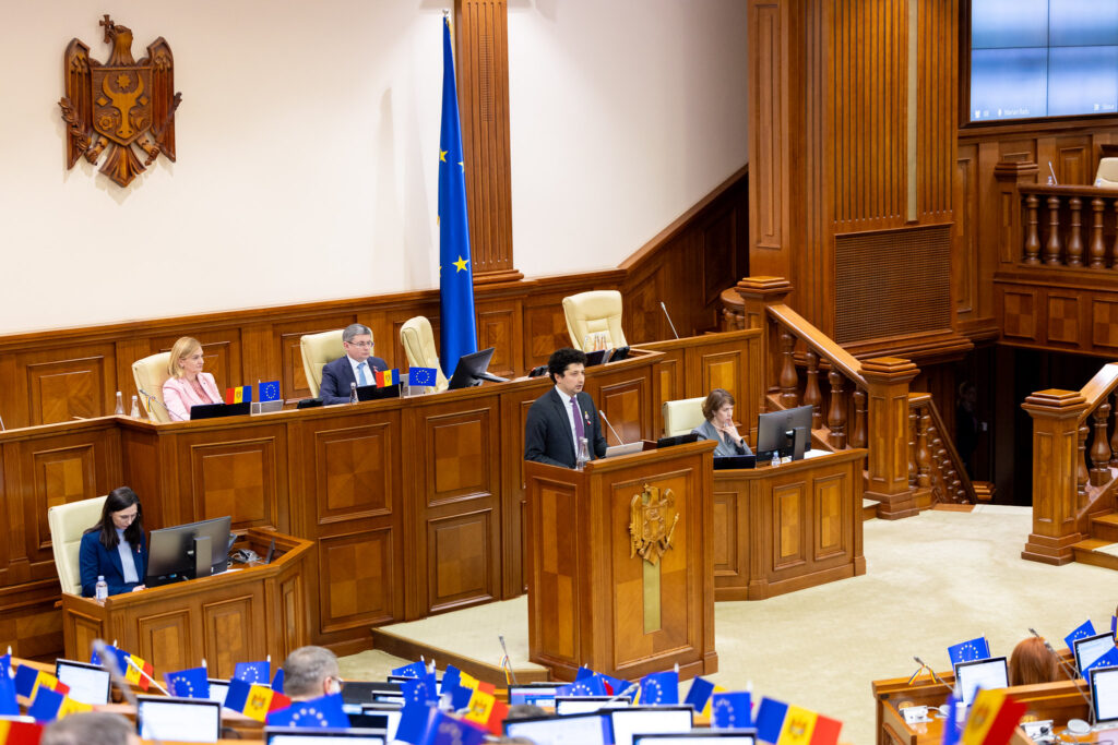 53587472638 2b5d795f82 k