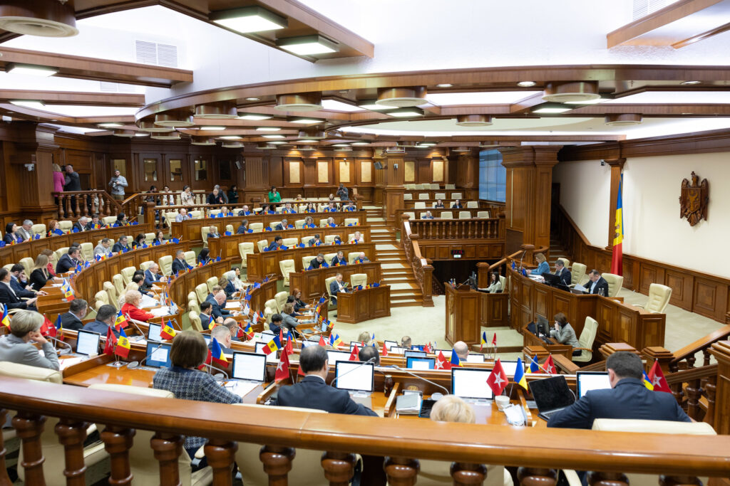 53601673895 cead31a86e k