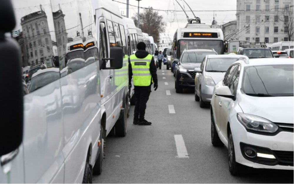 Transportatorii cer modificarea legislației rutiere în conformitate cu normele Uniunii Europene