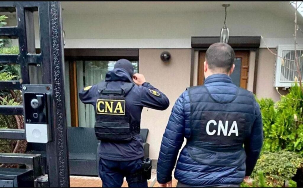 Percheziții la un fost deputat în cadrul a două cauze pornite pe spălare de bani, îmbogățire ilicită și fals în declarații 1 Percheziții la un fost deputat în cadrul a două cauze pornite pe spălare de bani, îmbogățire ilicită și fals în declarații