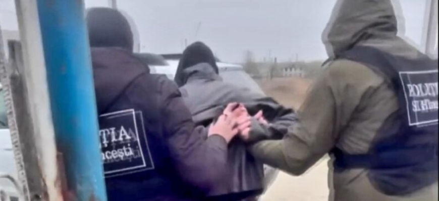 cercetati de politie