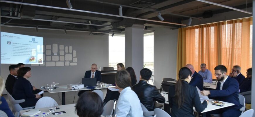 dialog cu partenerii externi