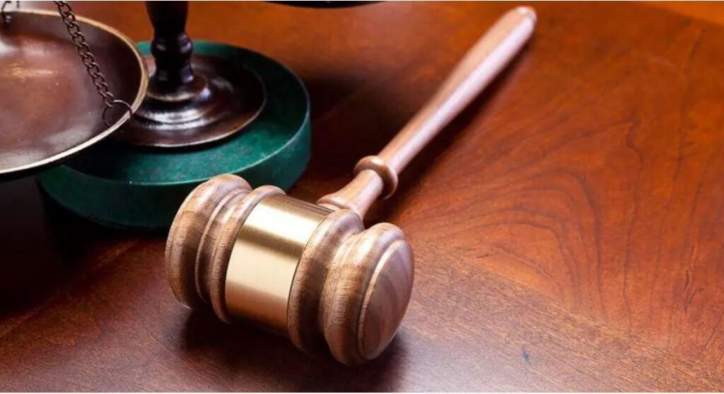 Un bărbat de 34 ani din Bălți riscă pușcărie pe viață pentru omor intenționat săvârșit cu deosebită cruzime 1 Escrocherie de peste 1milion de lei. Un bărbat de 50 de ani riscă 10 ani de pușcărie