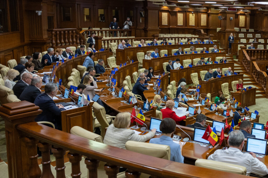 53648610183 ef33e049e4 k 1