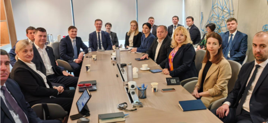 anca dragu se afla in vizita de lucru la bucuresti