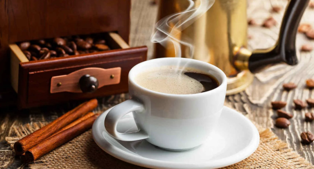 Adaugă asta dimineața în cafea și spune „adio” balonării 1 cafea cu scortisoara