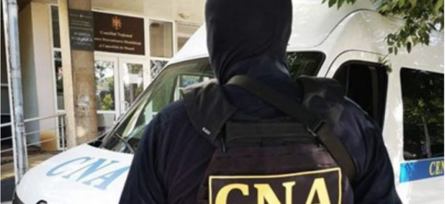 delapidare a bugetului institutiei