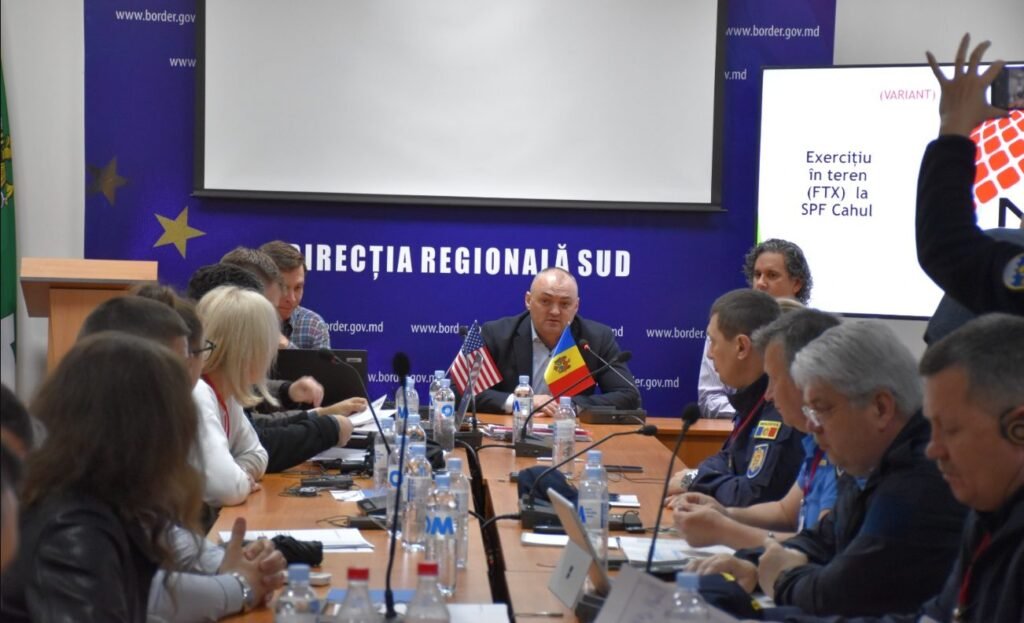 Funcționarii vamali au participat la Exercițiul de instruire în teren, în domeniul combaterii traficului cu materiale nucleare și radioactive 1 Funcționarii vamali au participat la Exercițiul de instruire în teren, în domeniul combaterii traficului cu materiale nucleare și radioactive