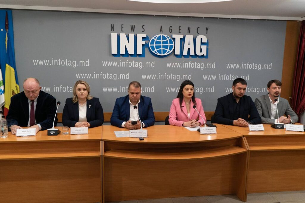 Natalia Parasca, liderul partidului "Renaștere", dezvăluie detalii despre vizita la Moscova 1 in cadrul unei conferinte