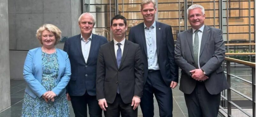 intrevederi cu reprezentantii bundestagului