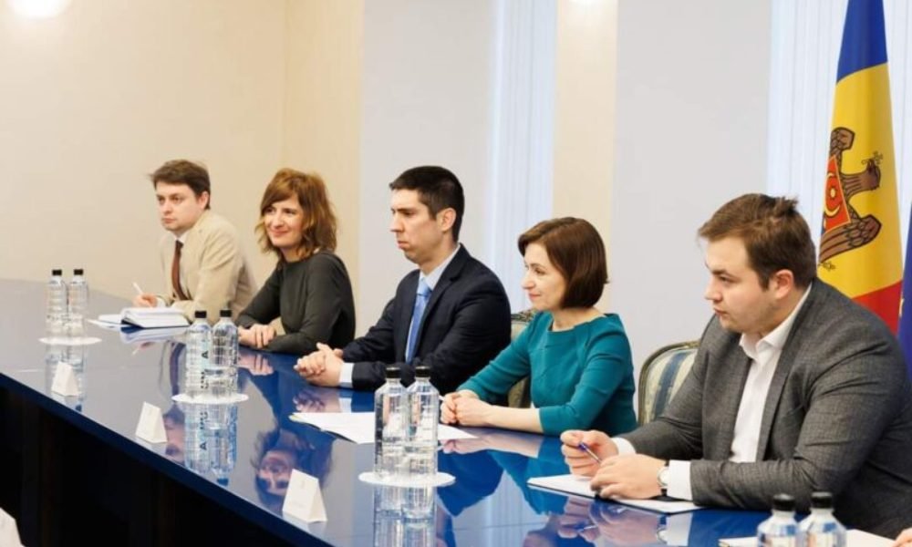Maia Sandu a avut o întrevedere cu Comisarul european pentru locuri de munca și drepturi sociale 8 maia sandu a avut o intrevedere cu comisarul european pentru locuri de munca si drepturi sociale