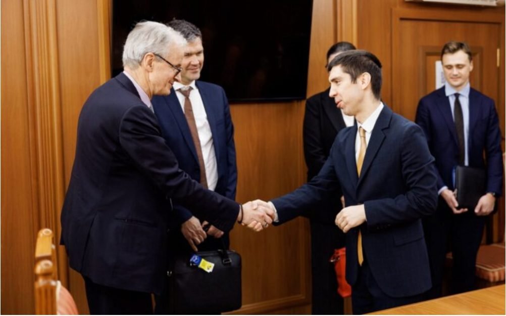Vicepremierul Mihai Popșoi a avut o discuție cu secretarul de stat pentru afaceri europene al Regatului Suediei, Christian Danielsson