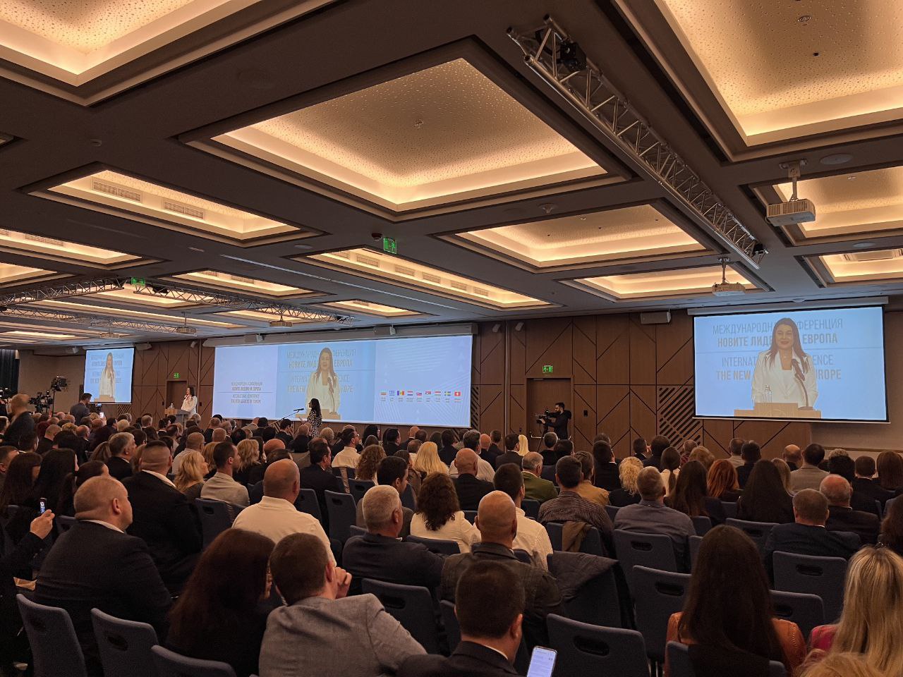 FOTO// Summit-ul ”Noilor Lideri Europeni”. Partidul ”Renaștere” și aliații săi au semnat Declarația de la Sofia: ”Situația trebuie schimbată acum”