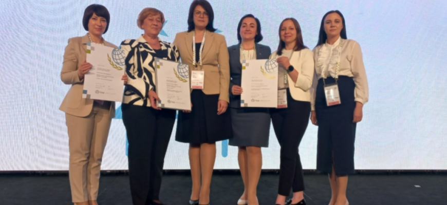premiata cu 3 diplome