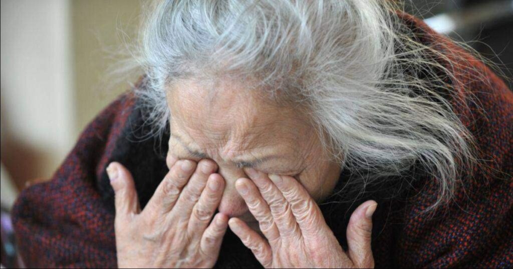 Badantă moldoveancă în Italia, a furat banii și bijuteriile bătrânei și a fugit în Moldova 1 ramasa fara bunuri