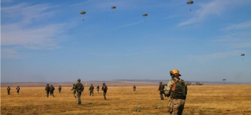 zboruri de instructie