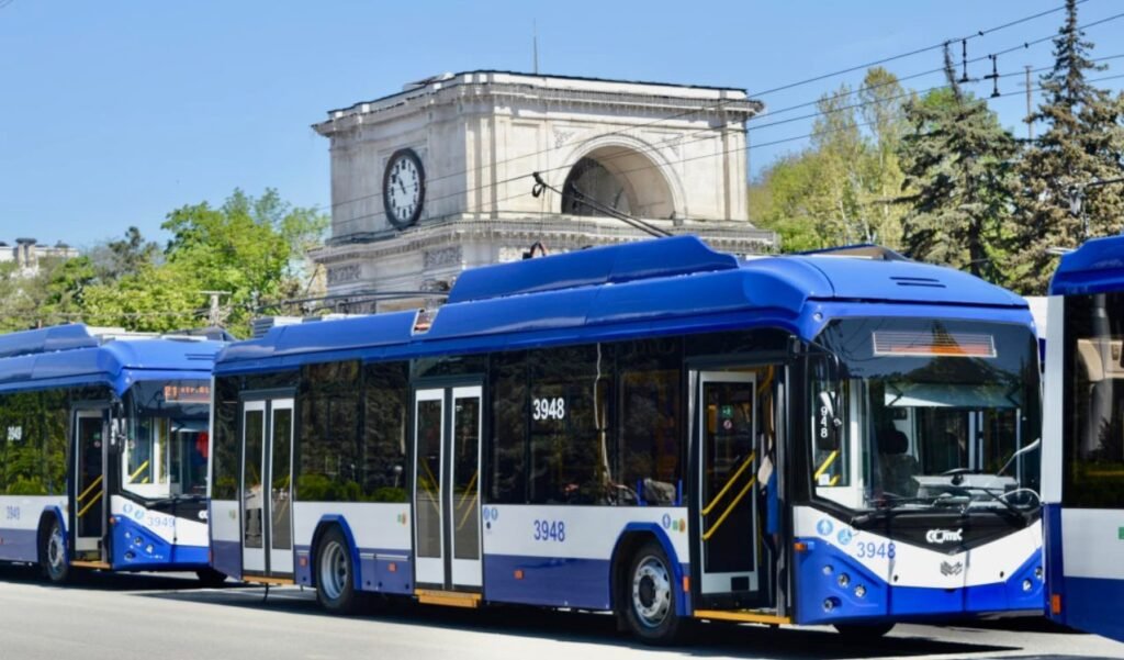 Primăria Municipiului Chișinău anunță despre circulația transportului public de Paștele Blajinilor 1 Primăria Municipiului Chișinău anunță despre circulația transportului public de Paștele Blajinilor