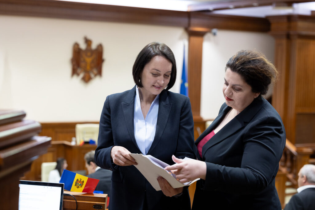 53724786486 9fcd4537a5 k