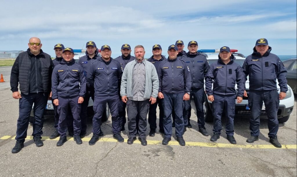 Ofițerii echipelor mobile instruiți în conducerea defensivă a mijloacelor de transport din dotare 1 Ofițerii echipelor mobile instruiți în conducerea defensivă a mijloacelor de transport din dotare