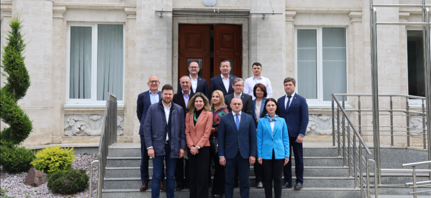 expertii ue desfasoara o misiune 1