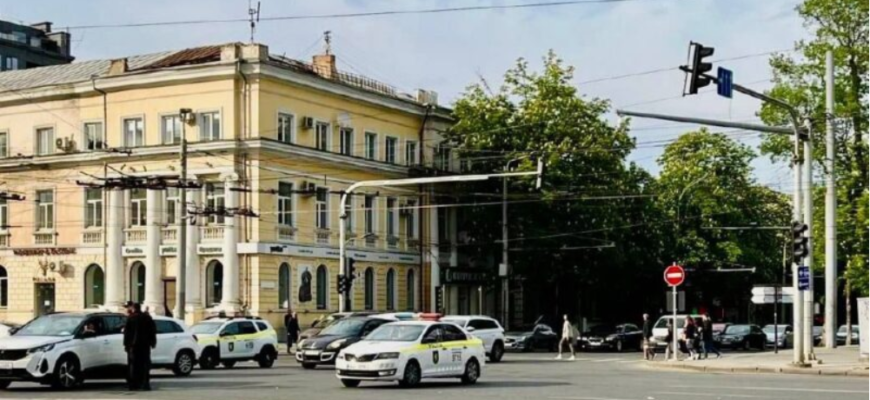 limitat temporar accesul persoanelor