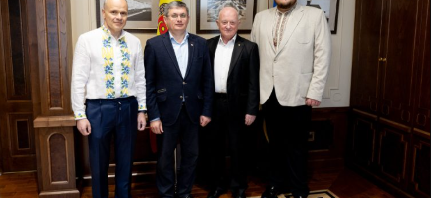 oazu nantoiigor grosumykhail radutskyi si mykola stefanciuk