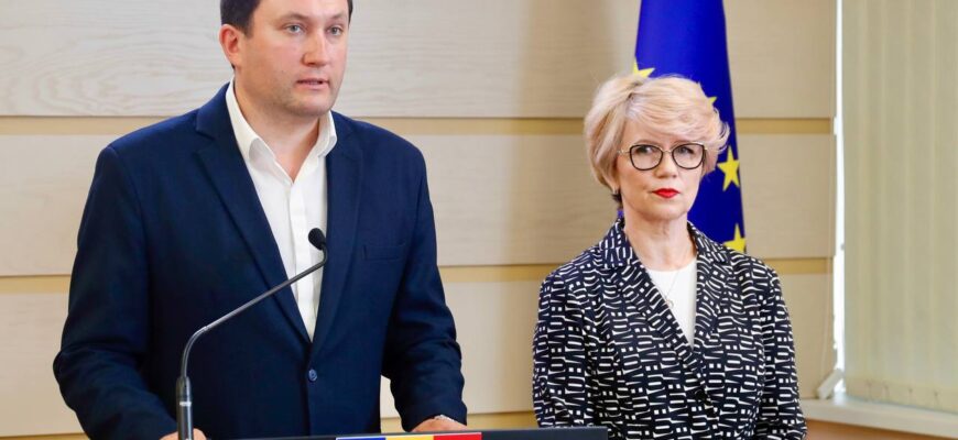 photo 5382200780964093263 y