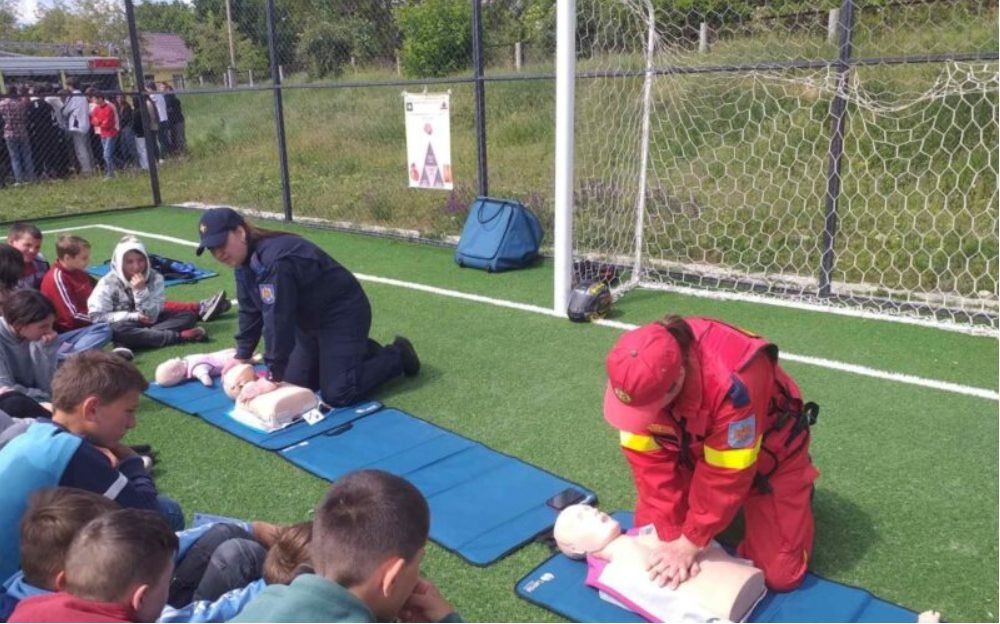 Peste 300 de elevi din raionul Leova au fost instruiți în domeniul acordării primului ajutor premedical