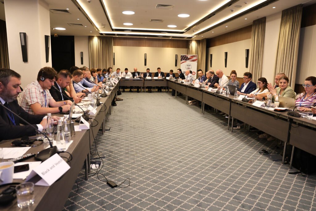 Astăzi a avut loc prima sesiune de lucru privind construcția liniei electrice aeriene (LEA) 400 kV Strășeni-Gutinaș 1 Astăzi a avut loc prima sesiune de lucru privind construcția liniei electrice aeriene (LEA) 400 kV Strășeni-Gutinaș