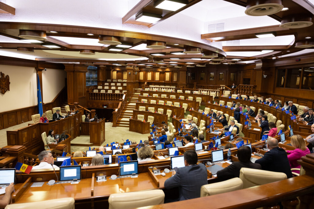 53790684895 8af74c1936 k