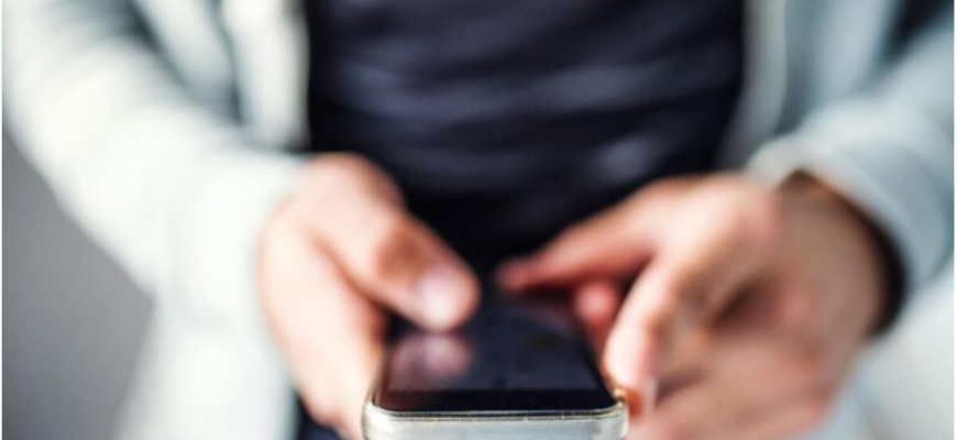 a sustras un telefon mobil