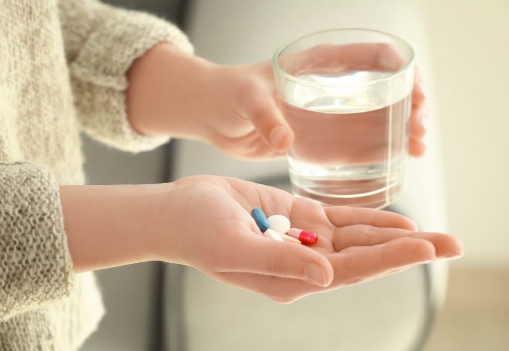 Ce reacții adverse pot apărea după administrarea antibioticelor?