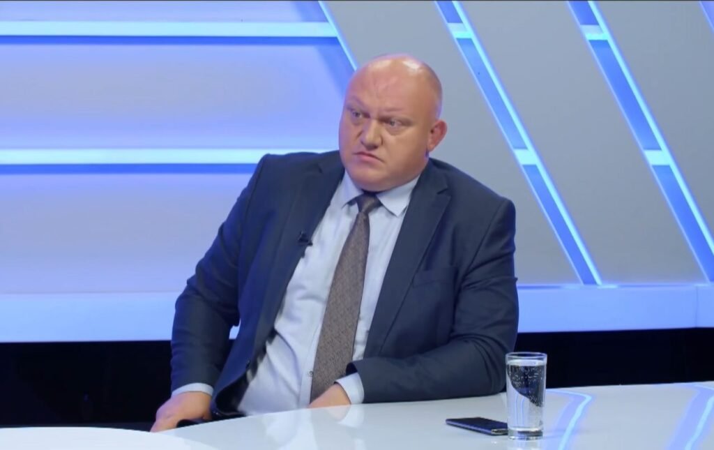VIDEO// Vasile Bolea acuză nepotism și corupție în ancheta ”Furtul Miliardului”: ”De ce nu sunt trași la răspundere Guvernatorii BNM?” 1 VIDEO// Vasile Bolea acuză nepotism și corupție în ancheta ”Furtul Miliardului”: ”De ce nu sunt trași la răspundere Guvernatorii BNM?”