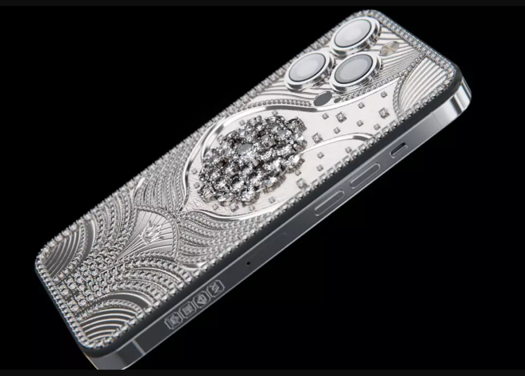 Cât costă cel mai scump iPhone din istorie, placat cu aur de 18 carate și 570 de diamante 1 cel mai scump iphone
