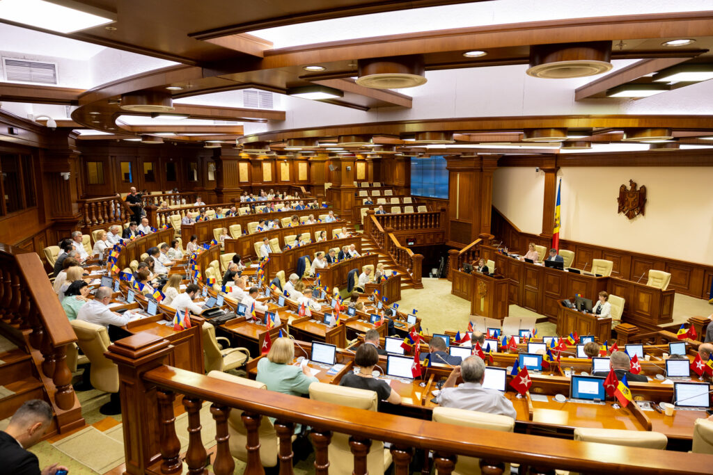 compensatii si indemnizatii