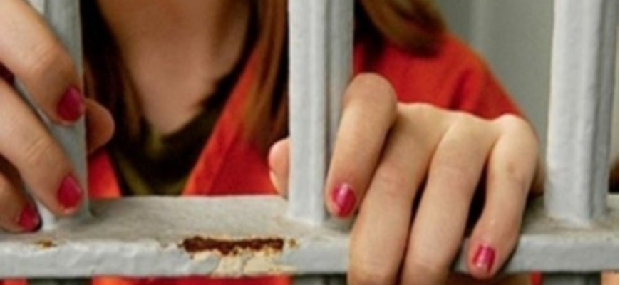 O femeie în vârstă de 56 de ani va sta la închisoare după ce a încercat să-și omoare concubinul 1 condamnata