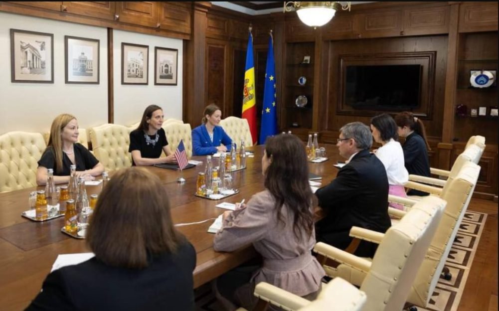 Igor Grosu i-a mulțumit Laurei Hruby: “SUA este un partener esențial pentru Republica Moldova”