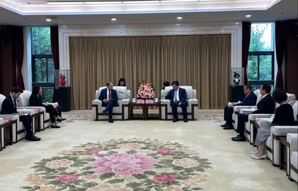 Ion Ceban se află într-o vizită de lucru în China. A avut o întrevedere cu conducerea Partidului Comunist Chinez și conducerea Primăriei orașului Xi’an