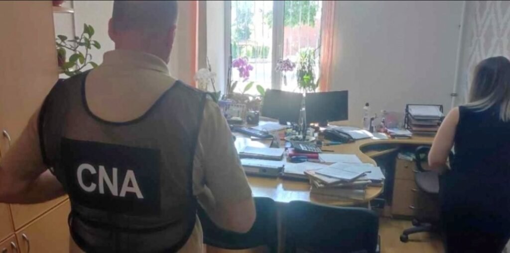 Șefa fostei Direcții generale asistență socială și protecția familiei Bălți, reținută pentru 72 de ore într-un dosar de corupție 1 Șefa fostei Direcții generale asistență socială și protecția familiei Bălți, reținută pentru 72 de ore într-un dosar de corupție