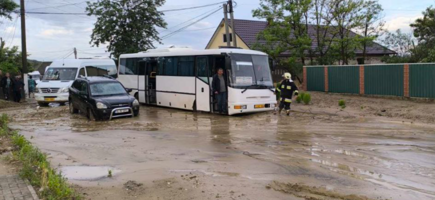 salvatorii si pompierii