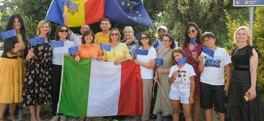 53851565208 9fad513a69 k